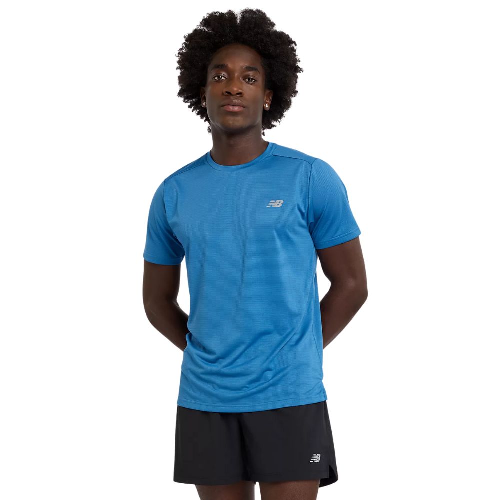 New Balance Sport Essentials Camiseta Manga Corta Para Caballero Azul Celeste