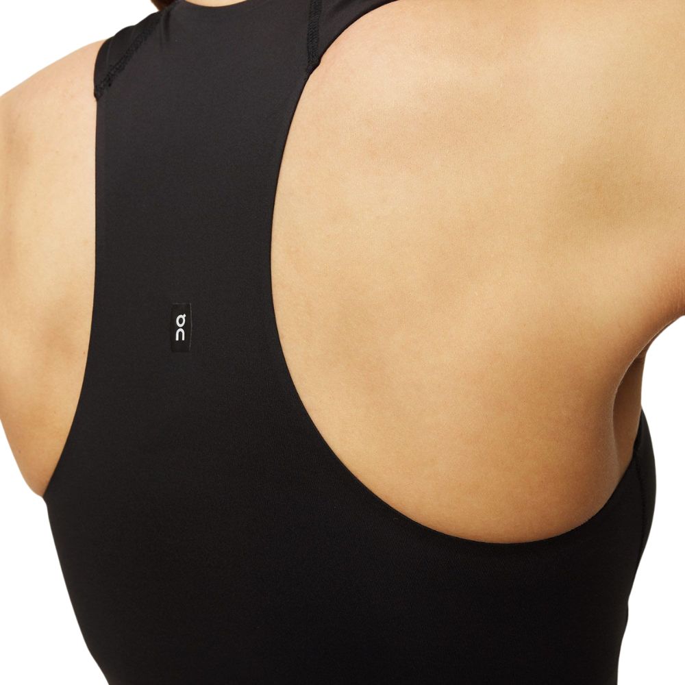 On Running Race Crop Para Dama