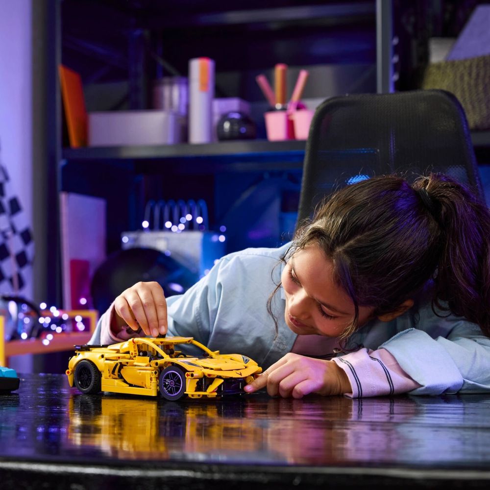 Lego Technic Chevrolet Corvette Stingray 732 Pzs 9+