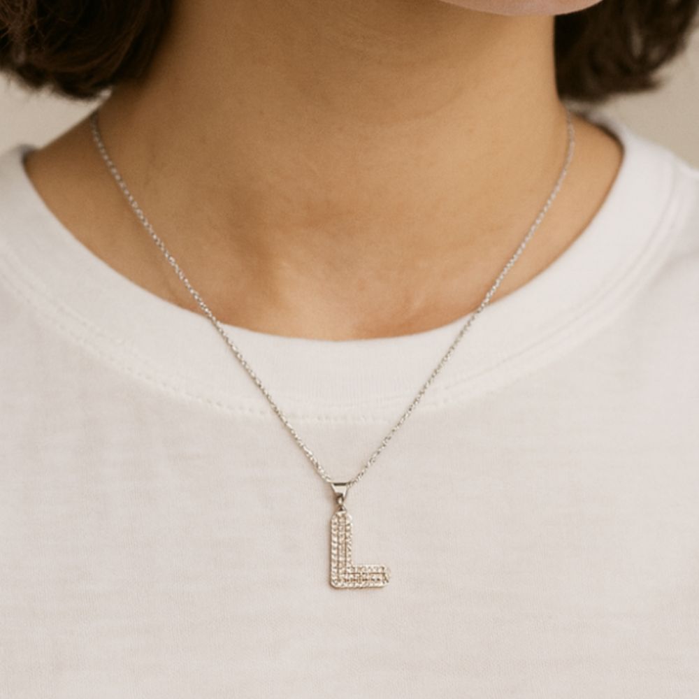 Milla Collar con Dije Letra L