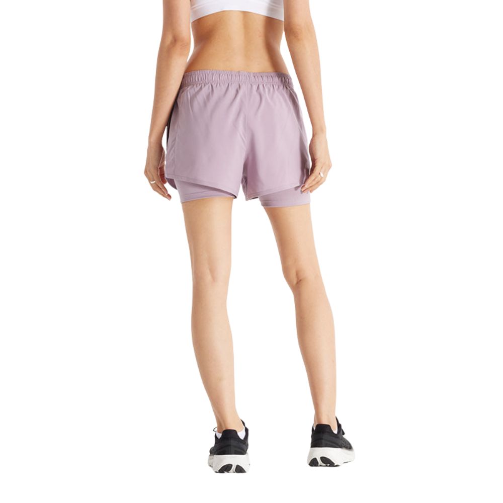 New Balance Short 3" Sport Essentials Para Dama 2 en 1
