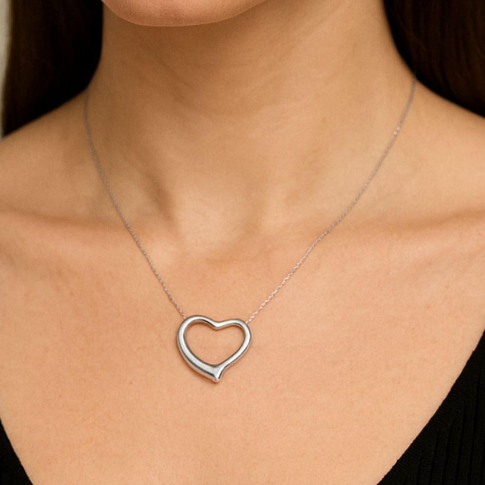 Parker & Grey Collar con Dije de Corazón Grande