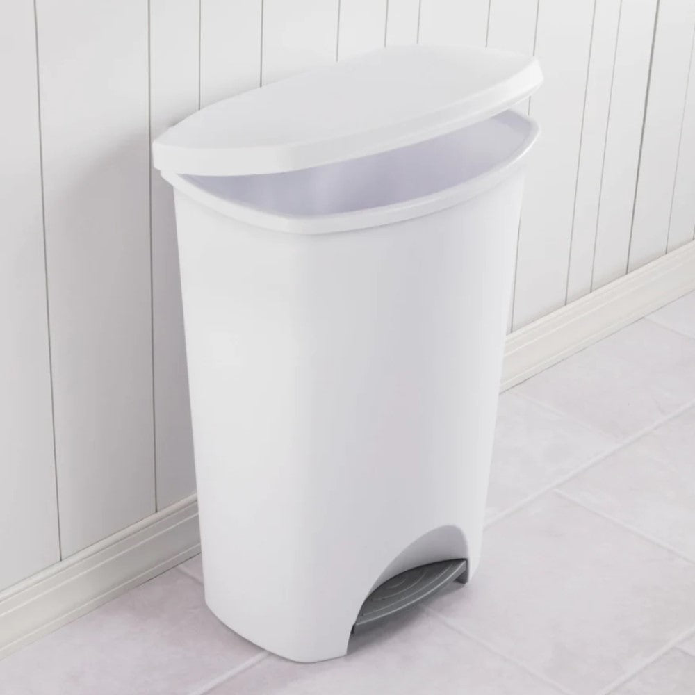 Papelera Sterilite Step-On Waste Basket 42L y Bolsa de 13 Galones