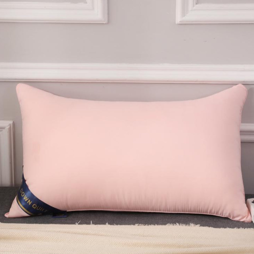 Almohada Hilton Down Quilt Rosada 48 X 74 cm  1 und
