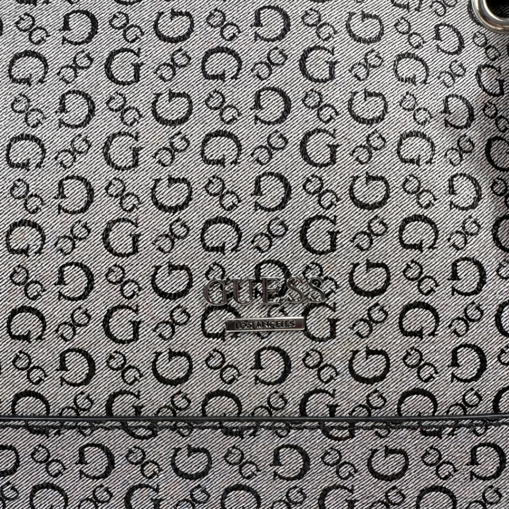 Guess Cartera Clarke Black
