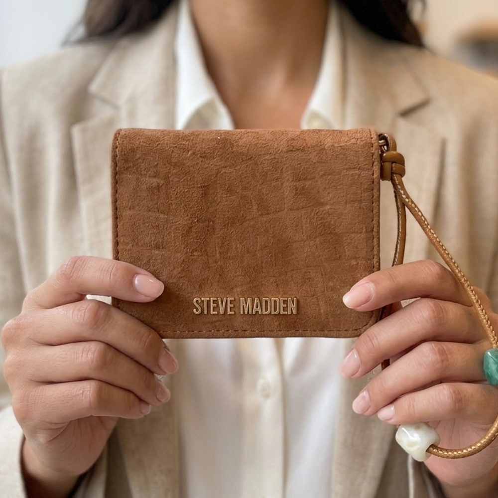 Steve Madden Monedero Bkurtis Ochre Wristlet