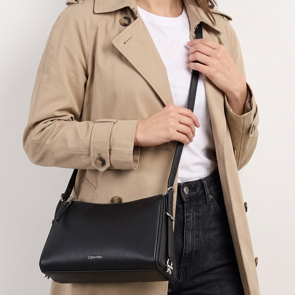 Calvin Klein Cartera Crossbody Black Silver