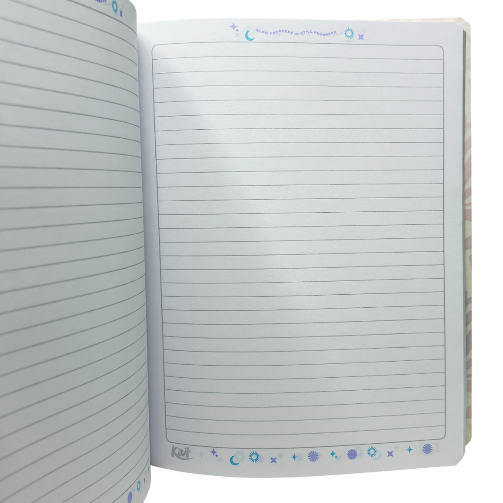 Kiut Cuaderno Una linea 100 Hojas Con Sitckers Diseños Surtidos