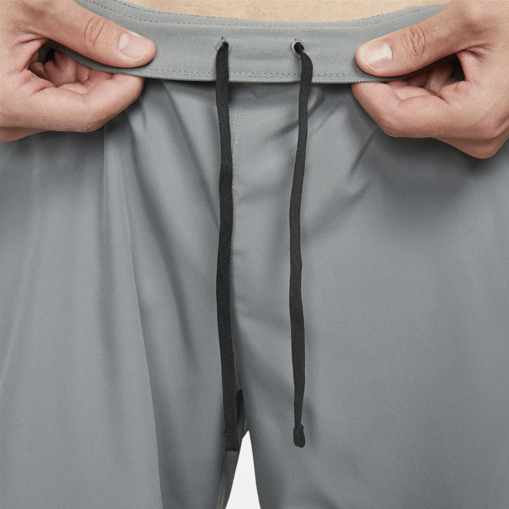 Nike Challenger Dri Fit Shorts para Caballeros