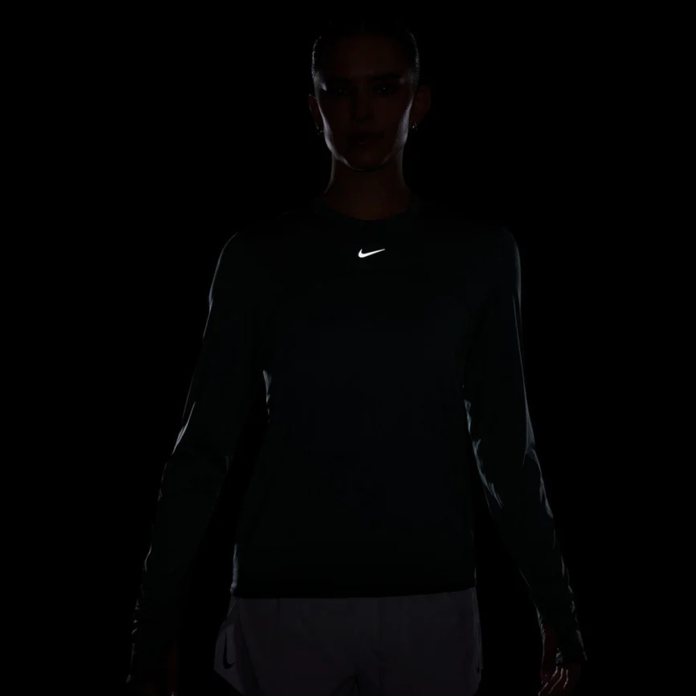 Nike Dri-FIT Swift Element UV Franela Manga Larga para Dama
