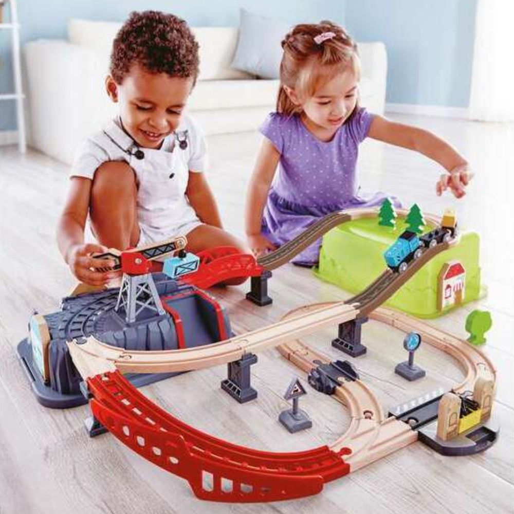 Hape Railway Bucket Builder Set 50 piezas 3+