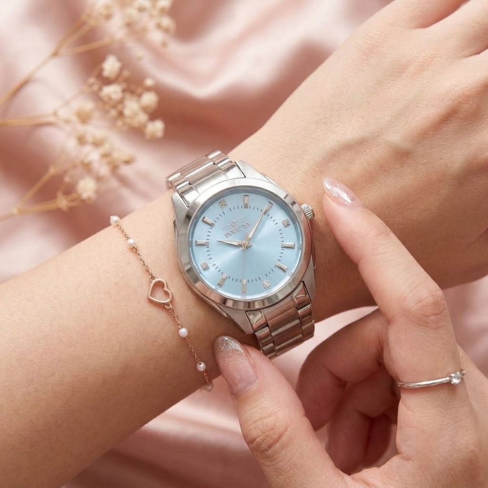 Invicta Celestial 70246 Reloj Para Damas Plateado Mica Azul Claro 30mm