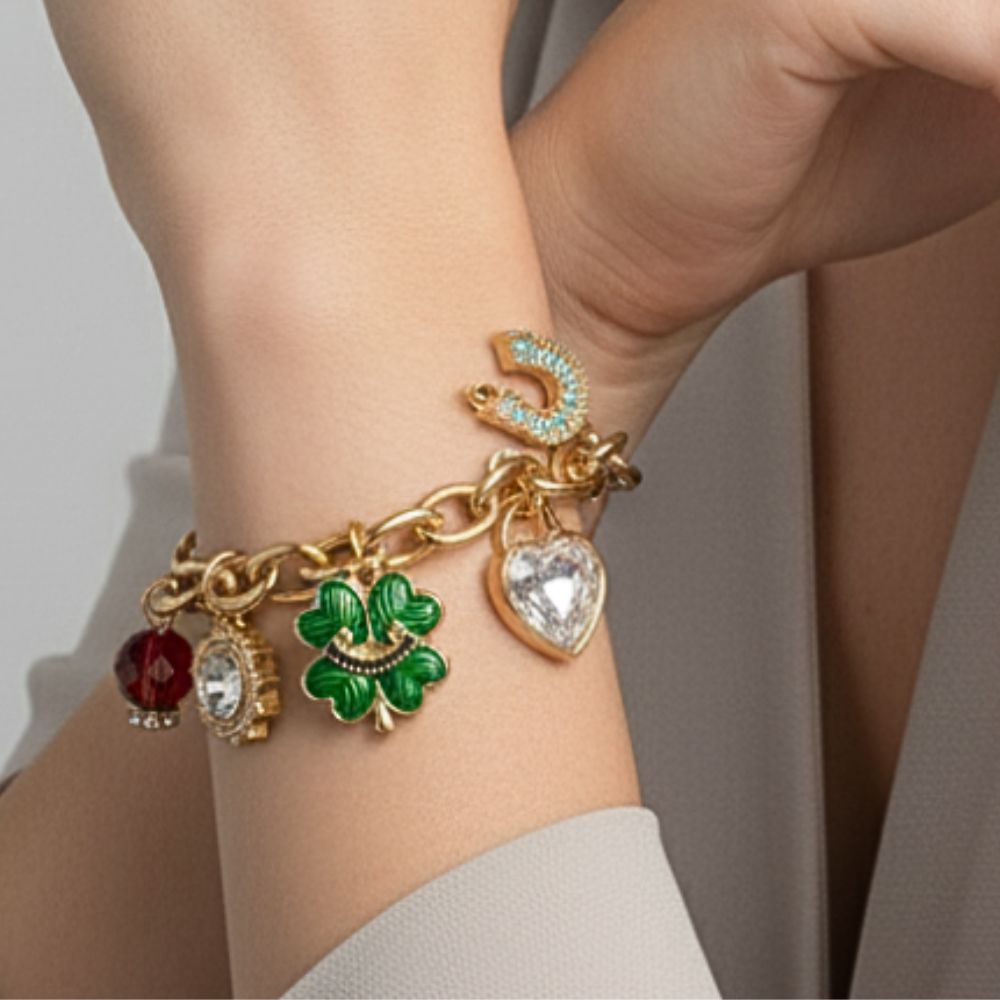 Juicy Couture Pulsera Con Dijes