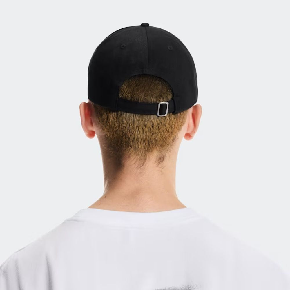 On Gorra All Day Cap Unisex Color Black Talla U