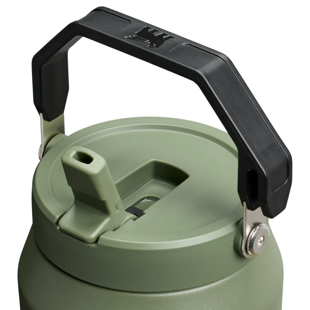 Stanley Termo The Iceflow Flip Straw Jug Color Dried Pine 64oz