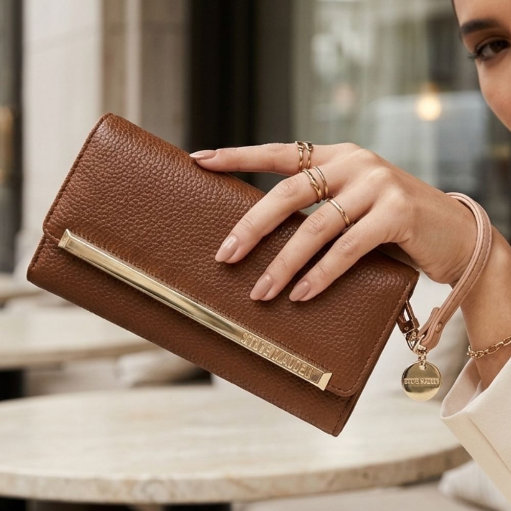 Steve Madden Monedero Logobar Trifold Cognac