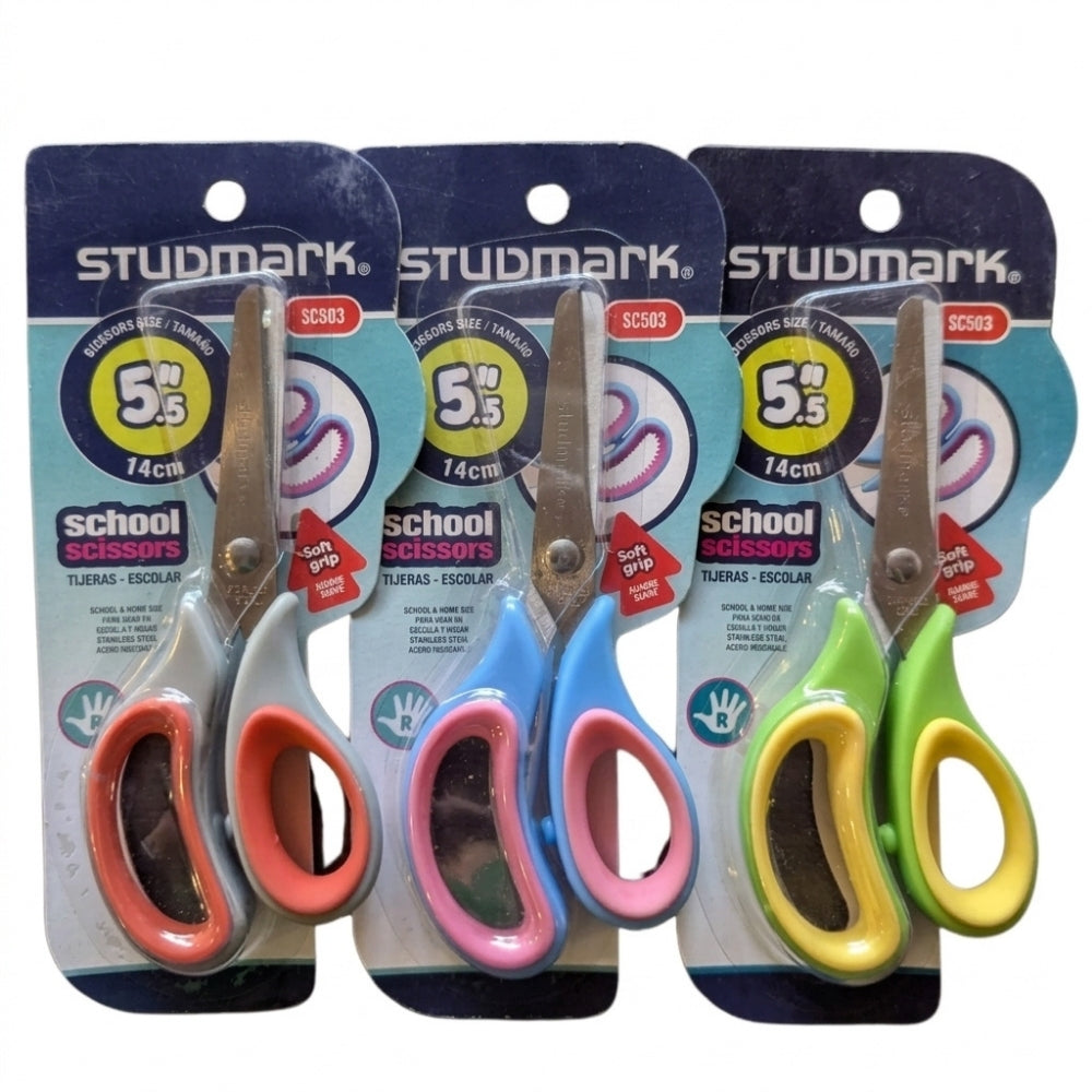 Studmark Tijera Escolar Mango Suave 5.5" 14cm Colores Varios