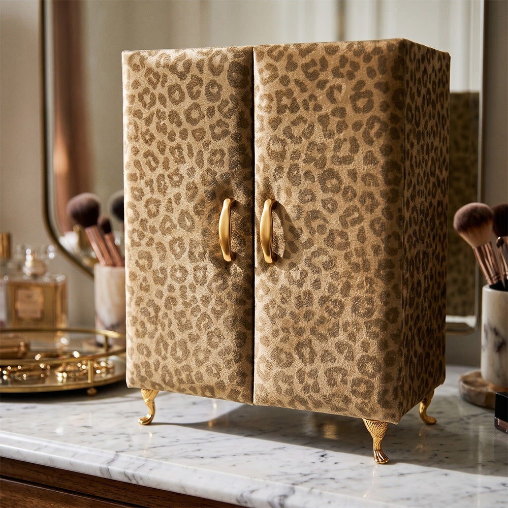 Willow & Riley Mini Joyero Closet Jewelry Organizer Animal Print