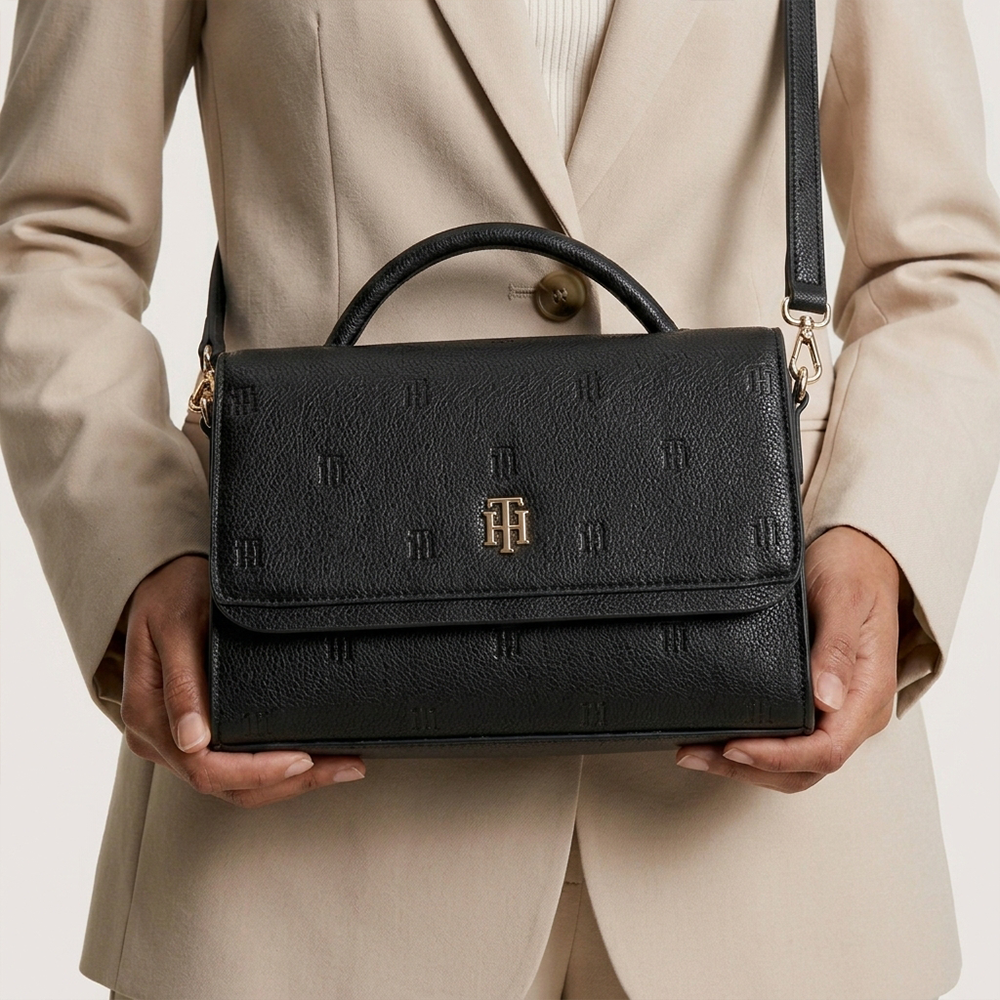 Tommy Hilfiger Cartera Handbag & Crossbody Black